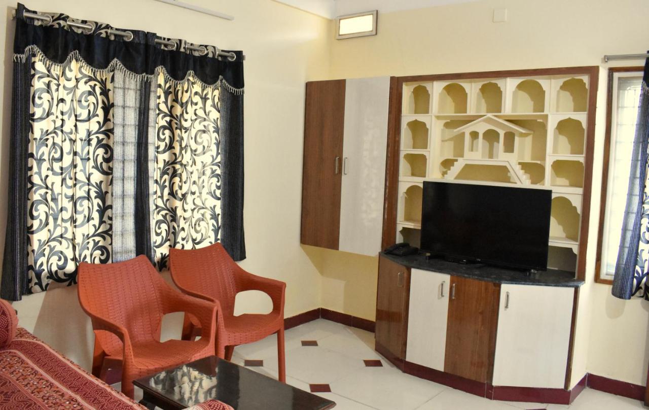 Sannidhi Service Apartments Tirupati Ngoại thất bức ảnh